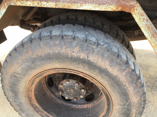 รถอีซูซุ 6 ล้อดั้ม  160 แรงม้า  ปี 33.   สนใจติดต่อ  081 - 6079515