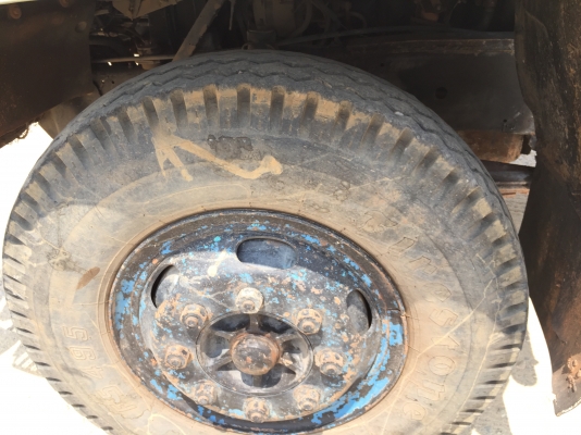 รถอีซูซุ 6 ล้อดั้ม  160 แรงม้า  ปี 33.   สนใจติดต่อ  081 - 6079515