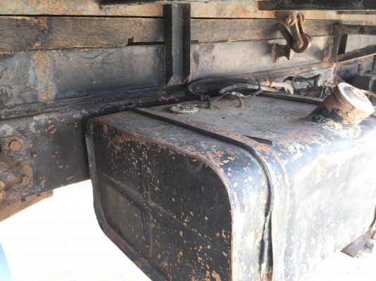 รถอีซูซุ 6 ล้อดั้ม  160 แรงม้า  ปี 33.   สนใจติดต่อ  081 - 6079515