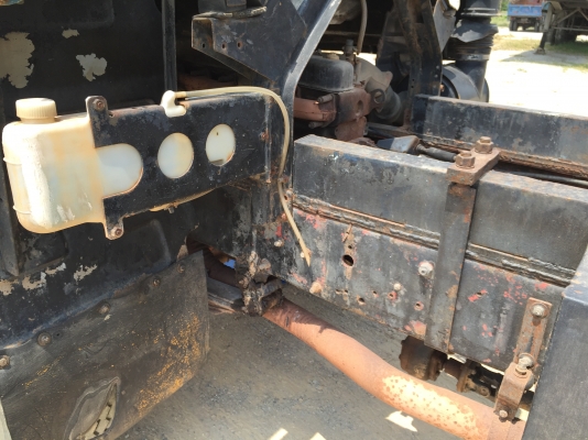 รถอีซูซุ 6 ล้อดั้ม  160 แรงม้า  ปี 33.   สนใจติดต่อ  081 - 6079515