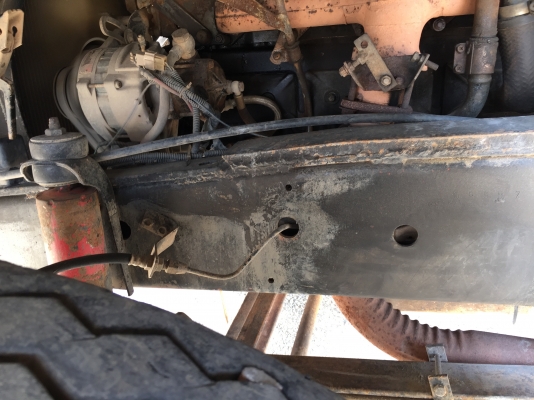 รถอีซูซุ 6 ล้อดั้ม  160 แรงม้า  ปี 33.   สนใจติดต่อ  081 - 6079515