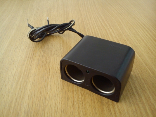 ช่องต่อพ่วงไฟที่จุดบุหรี่ แบบ2ช่อง CARMATE