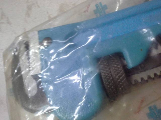 ขายคอม้าขาเดียวทาปาเรียขนาด12" งานเก่าเก็บหลายปีเหล็กดี ขายคอม้าขาเดียวทาปาเรียขนาด12" งานเก่าเก็บหลายปีเหล็กดี