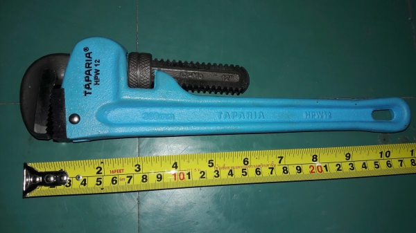 ขายคอม้าขาเดียวทาปาเรียขนาด12" งานเก่าเก็บหลายปีเหล็กดี ขายคอม้าขาเดียวทาปาเรียขนาด12" งานเก่าเก็บหลายปีเหล็กดี