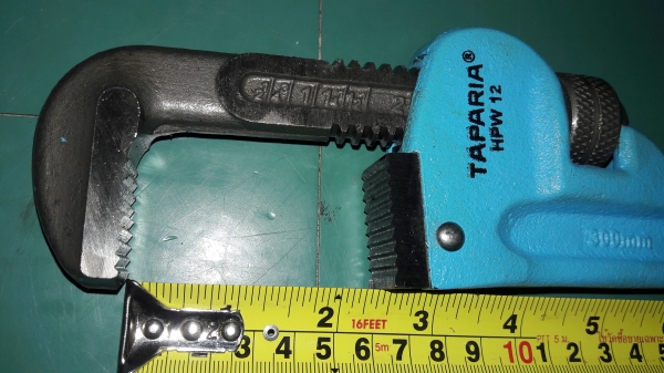 ขายคอม้าขาเดียวทาปาเรียขนาด12" งานเก่าเก็บหลายปีเหล็กดี ขายคอม้าขาเดียวทาปาเรียขนาด12" งานเก่าเก็บหลายปีเหล็กดี