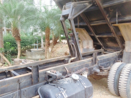 รถฮีโน่ 6 ล้อ FC4J  145 แรงม้า. ปี 44.    สนใจติดต่อ  081 - 6079515