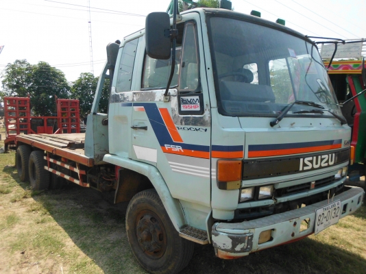 ขายรถเทเลอร์ ISUZU Rocky 175 แรงม้า 2 เพลา เพลาหางปลาไฮดรอลิค สนใจโทร0935761158,0808255385,0844966119