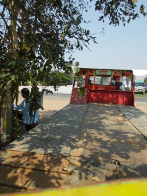 ขายรถเทเลอร์ 10ล้อจัมโบ้ 165แรงม้า 1เพลา หางปลามีเพลาไฮดรอลิค สนใจโทร 0935761158,0808255385 0844966119 ขายรถเทเลอร์ 10ล้อจัมโบ้ 165แรงม้า 1เพลา หางปลามีเพลาไฮดรอลิค สนใจโทร 0935761158,0808255385 0844966119