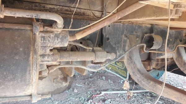 สิบล้อน้ายาว6BD1 สิบล้อน้ายาว6BD1