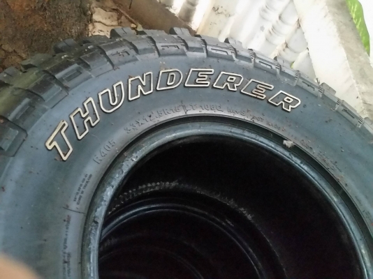 ขายยาง MUD 33" R15 ปี 2012 สภาพ 80\% ขายยาง MUD 33" R15 ปี 2012 สภาพ 80\%