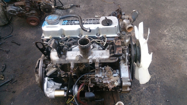 ขายเครื่องยนต์ Td25 มีเลข 19850 บาท