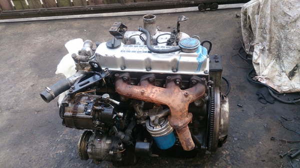 ขายเครื่องยนต์ Td25 มีเลข 19850 บาท