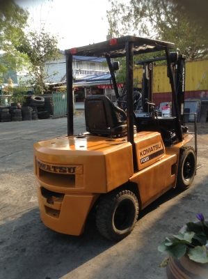 +++ ขายโฟล์คลิฟท์ KOMATSU FG25-10 ขนาด 2.5 ตัน เครื่องยนต์เบนซิน แก๊ส เสา 3 เมตร เกียร์ธรรมดา งา 1,070 มม. ยางลม +++ ขายโฟล์คลิฟท์ KOMATSU FG25-10 ขนาด 2.5 ตัน เครื่องยนต์เบนซิน แก๊ส เสา 3 เมตร เกียร์ธรรมดา งา 1,070 มม. ยางลม