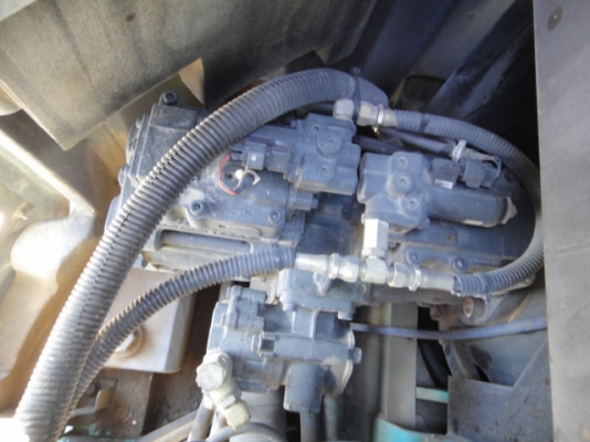 ***ขาย KOBELCO SK135SR-YY04 สภาพสวยราคาถูก จากญี่ปุ่นแท้100\% ทำงานเพียง 3,xxx ชม. โทร 081-1463244(เจ๊สุ)***