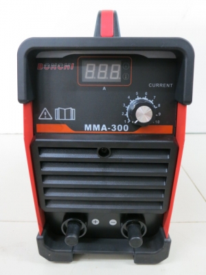 เครื่องเชื่อมอินเวอร์เตอร์ 300 A ยี่ห้อ Bonchi รุ่น MMA-300 ของใหม่ ตัวเบา ยกง่าย มีจอแอลซีดี