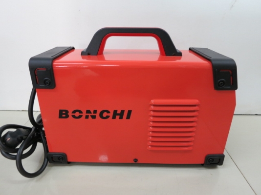 เครื่องเชื่อมอินเวอร์เตอร์ 300 A ยี่ห้อ Bonchi รุ่น MMA-300 ของใหม่ ตัวเบา ยกง่าย มีจอแอลซีดี