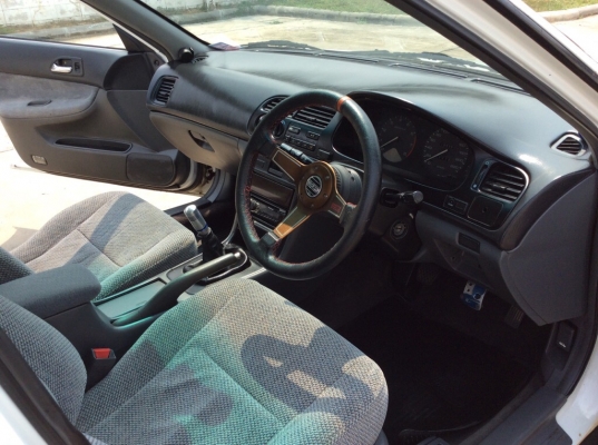 ขายรถ Honda accord ไฟท้าย 2ก้อน ปี97 เครื่องเดิม 2.2 เกียร์ธรรมดา ไฟฟ้าทั้งคัน ภายในเดิมๆสวยสะอาด แอร์เย็นวิทยุCD ตัวถังทนงดีสีเต็มเงาทั้งคัน แม็กขอบ 17" รถขับดีครับ พร้อมใช้งาน ภาษี59 ธันวาคม เล่มพร้อม ขับกลับได้เลยครับ ขายถูก