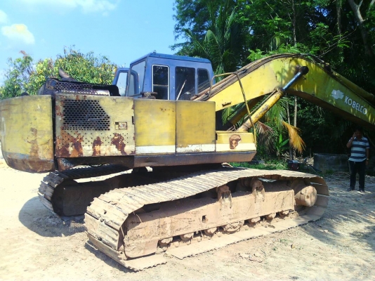 ขายรถแบคโฮ KOBELCO SK 907 คอลโทรลสั้น แอร์พร้อม ราคา 450000