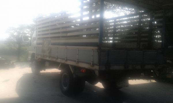 ขายรถบรรทุก 6 ล้อกระรั้ว ISUZU NQR 175 แรงม้าปี 2550 ยาว 4.30 เมตร ไมล์ 200000 กม.ราคา 600000