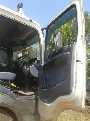 ขายรถบรรทุก 6 ล้อดัมพ์ติดเงียบ 3 ตัน HINO FG8J 220 แแรงม้า ดัมพ์สามมิตรยาว 5.20 เมตรไมล์ 90000 กม.ราคา 950000