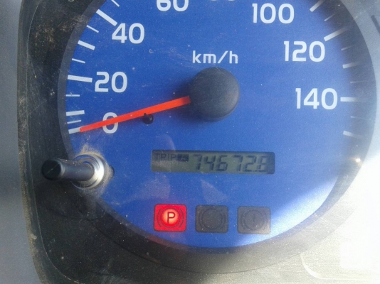 ขายรถบรรทุก 6 ล้อดัมพ์ติดเงียบ 3 ตัน HINO FG8J 220 แแรงม้า ดัมพ์สามมิตรยาว 5.20 เมตรไมล์ 90000 กม.ราคา 950000