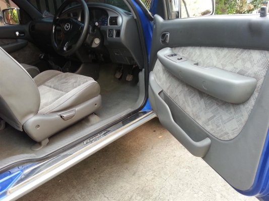 ขายด่วน Mazda Fighterปี2004ตัวท็อป Airbag ABS