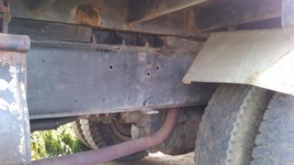 ISUZU ROCKY FXZ 210 HP 6SA1 สิบล้อดั๊มพ์ กระบะดั๊มพ์เหล็ก 12 ตันของ KAC สภาพสวยพร้อมบรรทุกพร้อมใช้งานได้เลยครับ เครื่องยนต์แน่นดีแรงดีเดิมๆ ภายในห้องเก๋งคอนโซลสวยครบพร้อม พวงมาลัยเพาเวอร์ ระบบเบรคทริ๊ปฟี้ครบครัน ช่วงล่างแน่นคัชซีสวยไม่มีบวม ยางสภาพดี 10 เ