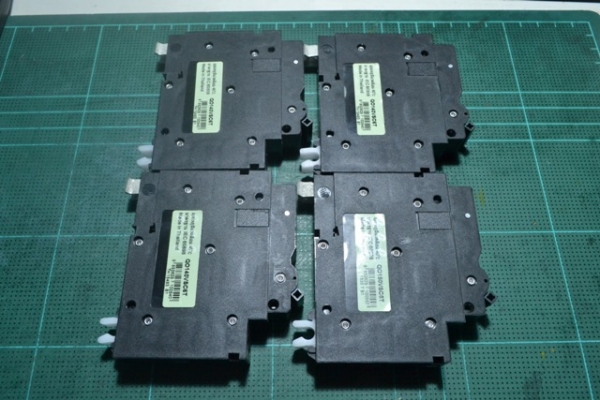 ลูกเซอร์กิตSchneider 50A 1 ตัว 40A 3ตัว ขายรวม 4 ตัว