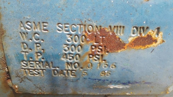 Sell>> ถังลม Champions USA. ขนาด 300 ลิตร. สภาพเดิมไม่มีผุ ถังหนา สวยๆเดิมๆพร้อมใช้.