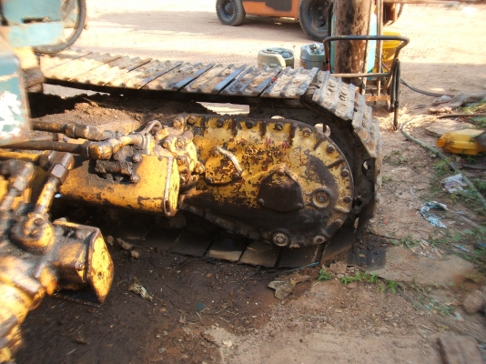 ขายซากรถแม็คโคร แยกชิ้นส่วน ทุกชิ้นที่ต้องการ เช่น ตัวเดิน เครื่อง ปั้ม โซ่ กระบอก บุ้งกี้ มอเตอร์สวิง เอว ขายซากรถแม็คโคร แยกชิ้นส่วน ทุกชิ้นที่ต้องการ เช่น ตัวเดิน เครื่อง ปั้ม โซ่ กระบอก บุ้งกี้ มอเตอร์สวิง เอว