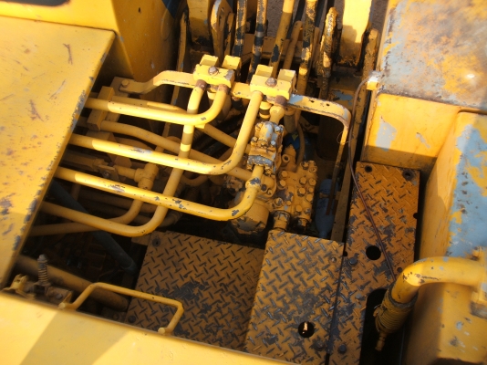 ขายรถแม็คโคร โคมัตสุ 120-2 เครื่องดี ปั้มดี โซ่ช่วงล่างดี สภาพพร้อมใช้งาน