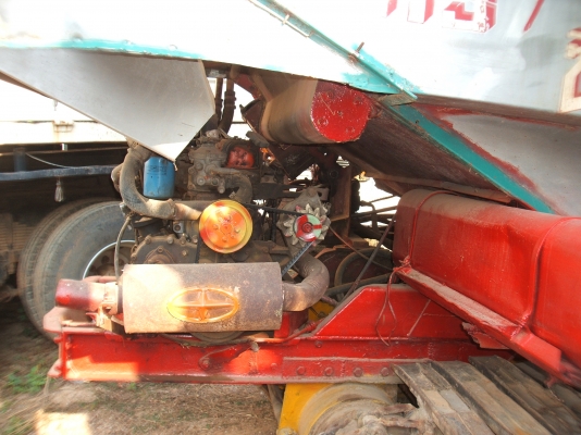 ขายรถเกี่ยวข้าว ศักดิ์พัฒนา รุ่น FG42 เครื่องยนต์ 6BG1 ปั้มไดกิ๊นส์เบอร์ 23 ขายรถเกี่ยวข้าว ศักดิ์พัฒนา รุ่น FG42 เครื่องยนต์ 6BG1 ปั้มไดกิ๊นส์เบอร์ 23