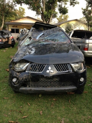 ซากไทรตั้น เครื่อง2500 รื้อขายอะไหล่ทั้งหมดทุกอย่างสอบถามได้หลายรุ่นทั้งเก๋งเเละกระบะ ซากไทรตั้น เครื่อง2500 รื้อขายอะไหล่ทั้งหมดทุกอย่างสอบถามได้หลายรุ่นทั้งเก๋งเเละกระบะ