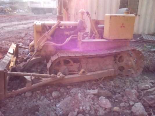 ขายรถแทรกเตอร์ขนาดD2ใช้งานได้เหมา3คันถูกๆไปเลย