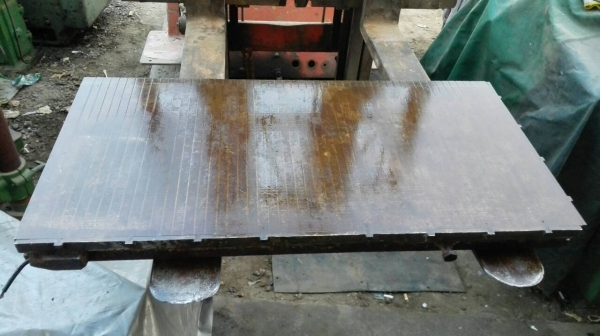 ** ขอบคุณผู้ซื้อ &amp; พี่เสือครับ!! ** แม่เหล็กไฟฟ้าขนาดใหญ่ 500*1000 mm. JAPAN ไฟ 110V. สดนอกพึ่งลงตู้มาเทสก่อนได้พร้อมใช้งาน.