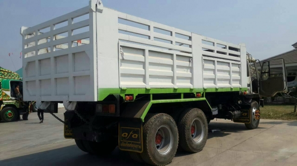 ขายหลงโบว์ FN527TF สองเพลาดั๊ม รถสวย พร้อมใช้ เล่มพร้อมโอน