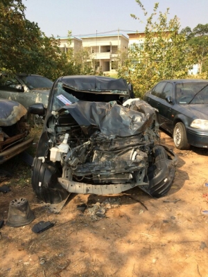 ซากมิราจ ปี13 สีเทา เเยกขายทั้งคันสนใจสอบถามได้มีหลายรุ่นทั้งเก๋งเเละกระบะ