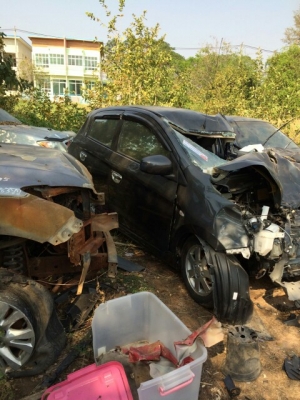 ซากมิราจ ปี13 สีเทา เเยกขายทั้งคันสนใจสอบถามได้มีหลายรุ่นทั้งเก๋งเเละกระบะ