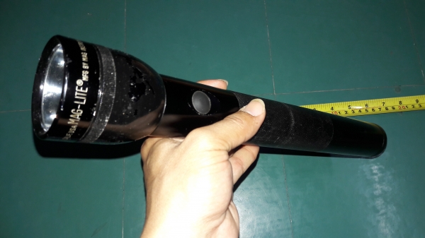 ขายไฟฉายMAG-LITE Made in USA. ขนาด4ท่อน