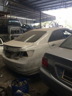 ซากคัมรี่ 2.4 รื้อเเยกขายเป็นอะไหลทั้งคันสนใจสนสอบถามได้มีหลายรุ่นทั้งเก๋งเเละกระบะ