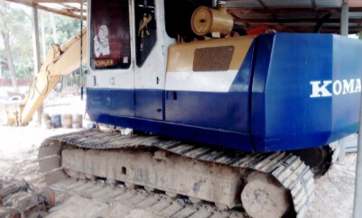 KOMATSU PC 120-5 คอนโทรลสั้น บอดี้สวยเต็ม เครื่องเดิมปั๊มเดิมแห้งดีแรงดีทำงานเร็ว ภายในห้องเก๋งคอนโทรลสั้นใช้งานง่าย สะอาดสวย ภายนอกบูมอาร์มสวยไม่ปะไม่ดาม ช่วงล่างเอวแน่นดี โรลเลอร์โซ่ใบแทรกประมาณ 60\% พร้อมใช้งาน เอกสารสัญญาซื้อขาย ราคาต่อรองได้ครับ KOMATSU PC 120-5 คอนโทรลสั้น บอดี้สวยเต็ม เครื่องเดิมปั๊มเดิมแห้งดีแรงดีทำงานเร็ว ภายในห้องเก๋งคอนโทรลสั้นใช้งานง่าย สะอาดสวย ภายนอกบูมอาร์มสวยไม่ปะไม่ดาม ช่วงล่างเอวแน่นดี โรลเลอร์โซ่ใบแทรกประมาณ 60\% พร้อมใช้งาน เอกสารสัญญาซื้อขาย ราคาต่อรองได้ครับ