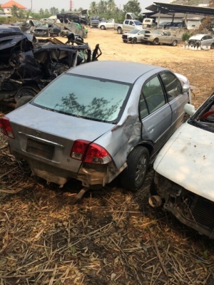 ซากไดเเมนชั่น ปี04 สีเทา โอนลอย หรือเเยกขายอะไหลทั้งคันถอดได้ทุกอย่างมีหลายรุ่นทั้งเก๋งเเละกระบะ