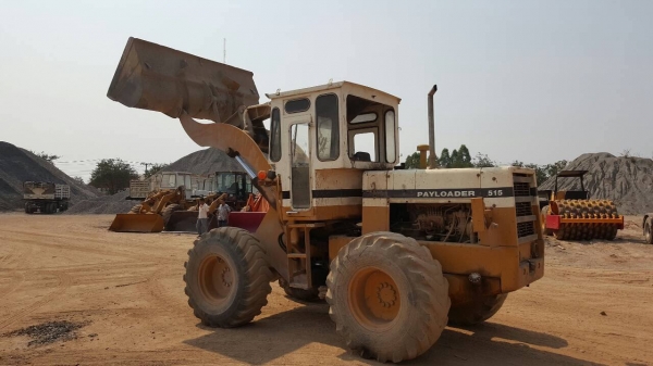 ขาย รถตัก KOMATSU 515 เครื่องเดิม DA640 ปั้มดี รถใช้งานอยู่เป็นประจำ ราคาต่อรองได้ ขาย รถตัก KOMATSU 515 เครื่องเดิม DA640 ปั้มดี รถใช้งานอยู่เป็นประจำ ราคาต่อรองได้