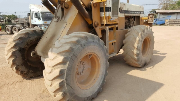 ขาย รถตัก KOMATSU 515 เครื่องเดิม DA640 ปั้มดี รถใช้งานอยู่เป็นประจำ ราคาต่อรองได้ ขาย รถตัก KOMATSU 515 เครื่องเดิม DA640 ปั้มดี รถใช้งานอยู่เป็นประจำ ราคาต่อรองได้