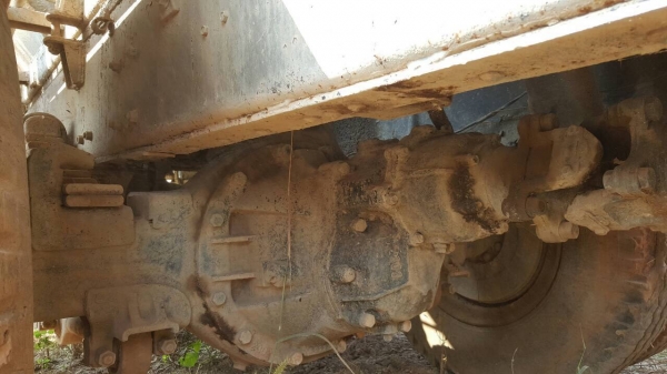 ขาย รถโม่ปูน 5 คิว 10 ล้อ 2 เพลา ISUZU SRZ450 เครื่อง DH100 240 แรงม้า คัสซีสวยตลอดเส้น รถใช้งานได้ปกติ ทะเบียนพร้อมโอนครับ ขาย รถโม่ปูน 5 คิว 10 ล้อ 2 เพลา ISUZU SRZ450 เครื่อง DH100 240 แรงม้า คัสซีสวยตลอดเส้น รถใช้งานได้ปกติ ทะเบียนพร้อมโอนครับ