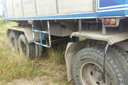 มาอีก 2พ่วง สิบล้อ นิสัน UD CWM430W 230 แม่ลูก 3คาน ดั้มมีเนียม สภาพดีสวยเดิมๆพร้อมใช้งาน ทะเบียนพร้อมโอน มาอีก 2พ่วง สิบล้อ นิสัน UD CWM430W 230 แม่ลูก 3คาน ดั้มมีเนียม สภาพดีสวยเดิมๆพร้อมใช้งาน ทะเบียนพร้อมโอน