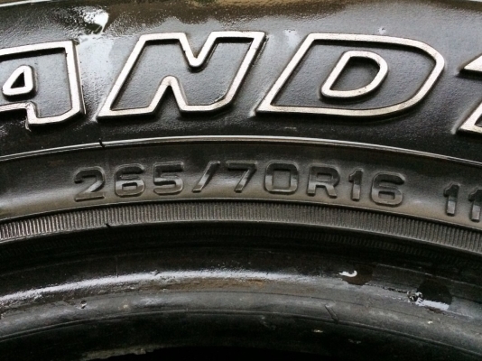 ยาง dunlop at3 265/70/16 ปี 10