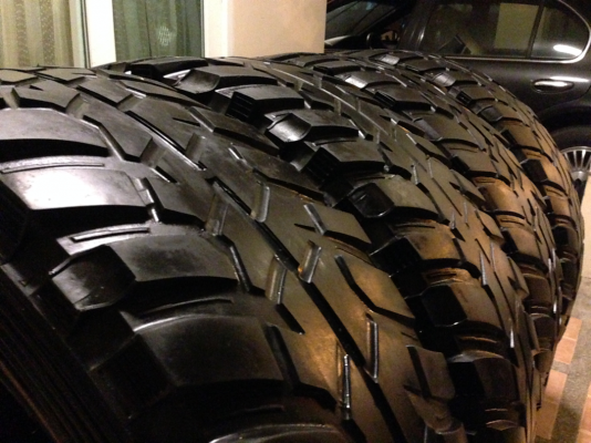 ยาง Mud Dunlop 285 75 16 ปี13 พร้อมใช้งาน ราคาไม่แพง