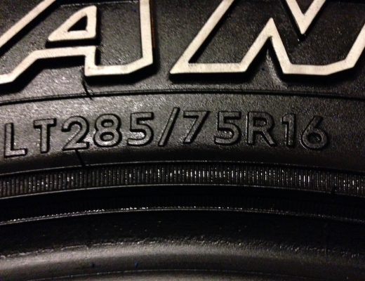 ยาง Mud Dunlop 285 75 16 ปี13 พร้อมใช้งาน ราคาไม่แพง