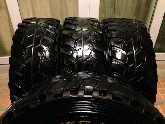 ยาง Mud Dunlop 285 75 16 ปี13 พร้อมใช้งาน ราคาไม่แพง